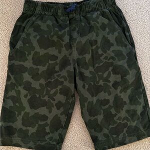 GUC Tea Collection Camo Shorts sz 14